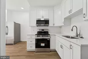 1621 W Montgomery Ave, Philadelphia, PA 19121 - Photo 2