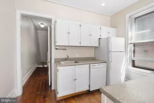 2324 Poplar St, Philadelphia, PA 19130 - Photo 8