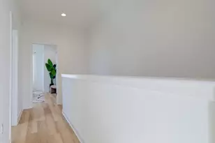 1540 S Myrtlewood St, Philadelphia, PA 19146 - Photo 16