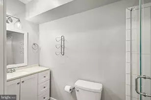 1752 Waterloo St, Philadelphia, PA 19122 - Photo 16