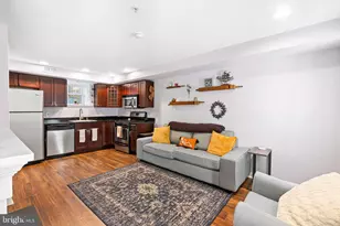 1027 N 4th St, Philadelphia, PA 19123 - Photo 8