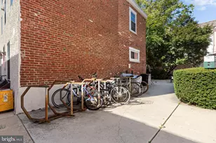 1027 N 4th St, Philadelphia, PA 19123 - Photo 12