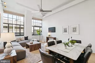 2429 Locust St, Philadelphia, PA 19103 - Photo 2