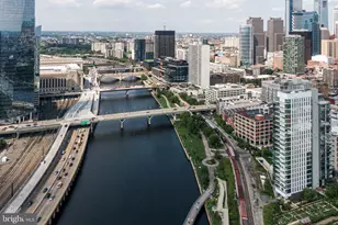 2429 Locust St, Philadelphia, PA 19103 - Photo 34