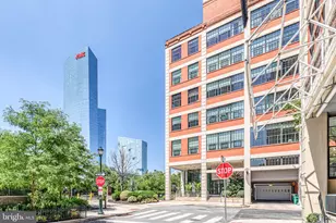 2429 Locust St, Philadelphia, PA 19103 - Photo 22