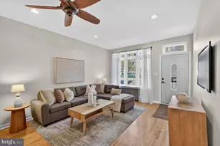 340 W Girard Ave, Philadelphia, PA 19123 - Photo 4