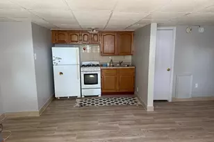 1041 Fanshawe St, Philadelphia, PA 19111 - Photo 4