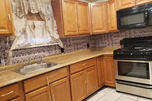 1534 S Woodstock St, Philadelphia, PA 19146 - Photo 8