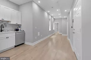 2840 W Girard Ave, Philadelphia, PA 19130 - Photo 10