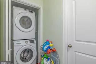 327 N 40th St, Philadelphia, PA 19104 - Photo 8