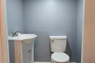 6733 Linmore Ave, Philadelphia, PA 19142 - Photo 20