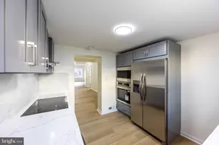 1715 S 16th St, Philadelphia, PA 19145 - Photo 12