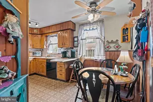 2755 Rhawn St, Philadelphia, PA 19152 - Photo 12