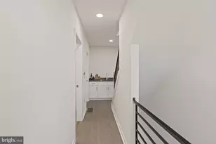 2544 S 2nd St, Philadelphia, PA 19148 - Photo 26