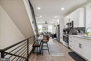 1215 S 23rd St, Philadelphia, PA 19146 - Photo 14