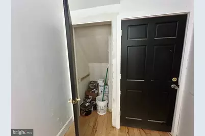 2823 W Girard Avenue #2R, Philadelphia, PA 19130 - Photo 2