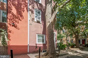 1105 Latimer St, Philadelphia, PA 19107 - Photo 28