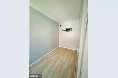 240 W Glenwood Avenue #2ND FL, Philadelphia, PA 19140 - Photo 4