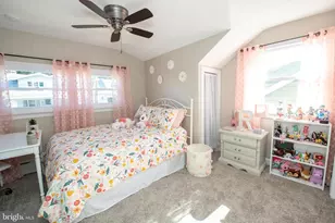 308 Chandler St, Philadelphia, PA 19111 - Photo 18