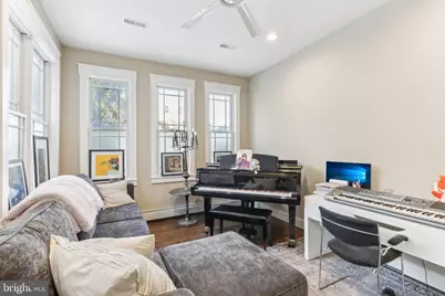 135 E Allen Street, Philadelphia, PA 19125 - Photo 18