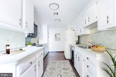 1901 Walnut Street #5E, Philadelphia, PA 19103 - Photo 16