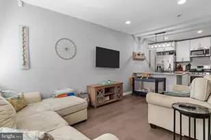 2327 Gerritt St, Philadelphia, PA 19146 - Photo 6