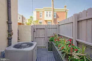 2527 W Seybert St, Philadelphia, PA 19121 - Photo 14