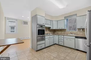 1833 Spruce St, Philadelphia, PA 19103 - Photo 4