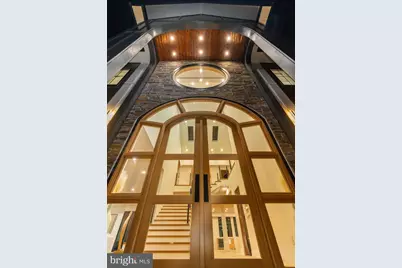 9402 Meadowbrook Avenue, Philadelphia, PA 19118 - Photo 48