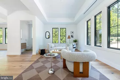 9402 Meadowbrook Avenue, Philadelphia, PA 19118 - Photo 16