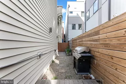 333 Green Street #7, Philadelphia, PA 19123 - Photo 38