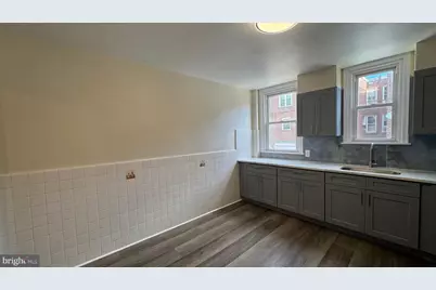 3251 Saint Vincent Street, Philadelphia, PA 19149 - Photo 12