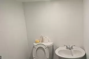 1613 N 61st St, Philadelphia, PA 19151 - Photo 20