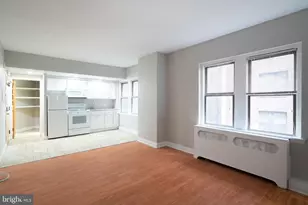 1321 Spruce St, Philadelphia, PA 19107 - Photo 4