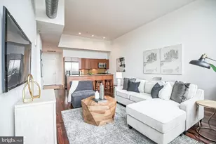 1101 Locust St, Philadelphia, PA 19107 - Photo 4