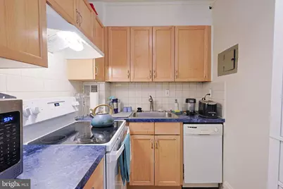 118 S 21st Street #218, Philadelphia, PA 19103 - Photo 6