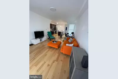 924 N 15th Street, Philadelphia, PA 19130 - Photo 2