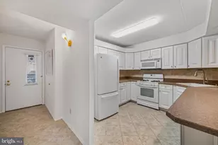 130 Spruce St, Philadelphia, PA 19106 - Photo 4