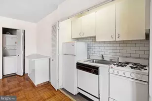 2601 Pennsylvania Ave, Philadelphia, PA 19130 - Photo 14