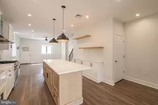 2106 Manton St, Philadelphia, PA 19146 - Photo 8