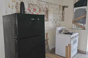 6057 Regent St, Philadelphia, PA 19142 - Photo 2