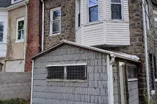 1122 N 63rd St, Philadelphia, PA 19151 - Photo 2