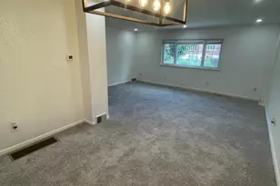 3349 Fairdale Rd, Philadelphia, PA 19154 - Photo 4