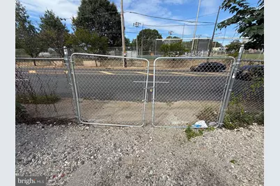 1444 Grays Ferry Avenue, Philadelphia, PA 19143 - Photo 6