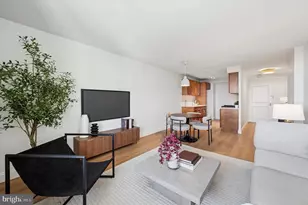 604 S Washington Square, Philadelphia, PA 19106 - Photo 4