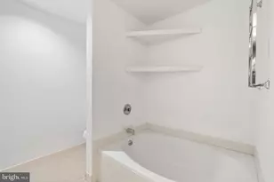 2301 Cherry St, Philadelphia, PA 19103 - Photo 20