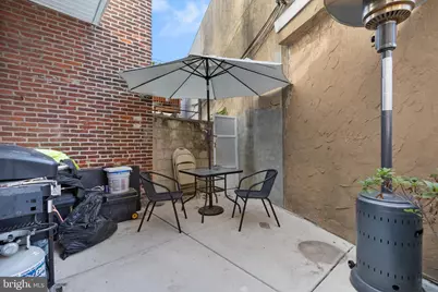 1106 W Moyamensing Avenue, Philadelphia, PA 19148 - Photo 16