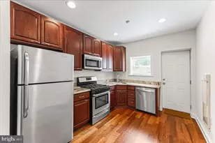 2132 Sears St, Philadelphia, PA 19146 - Photo 4