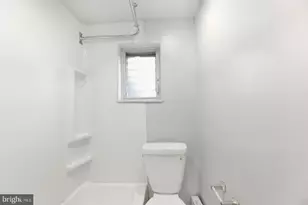 1735 W Oxford St, Philadelphia, PA 19121 - Photo 14