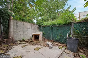 2441 W Harold St, Philadelphia, PA 19132 - Photo 16